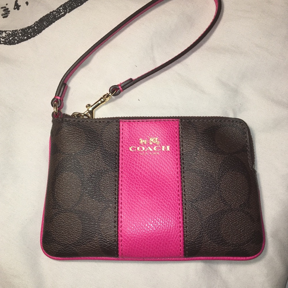 COACH corner zip wristlet